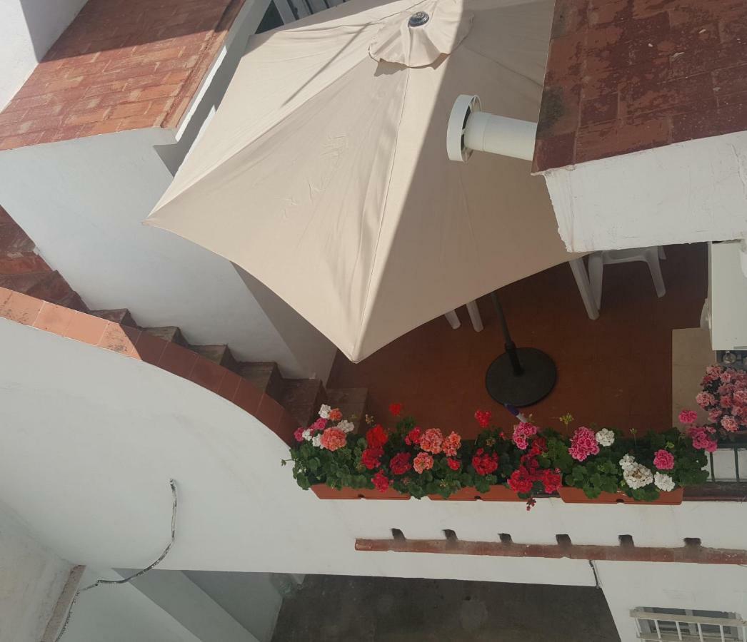 Pension Yna Holiday مالقة المظهر الخارجي الصورة